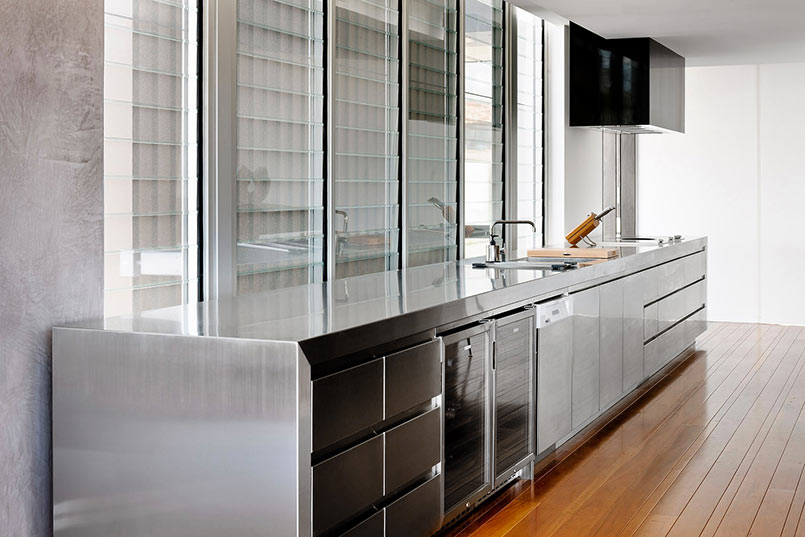Stainless steel benchtop & cabinets in a Perth kitchen
